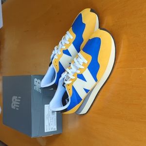 New Balance 237